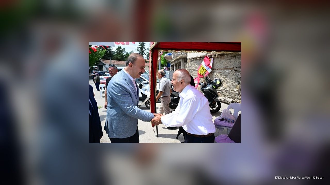 Vali Erin Çünür Mahallesi Aşure Programında Vatandaşlarla Buluştu