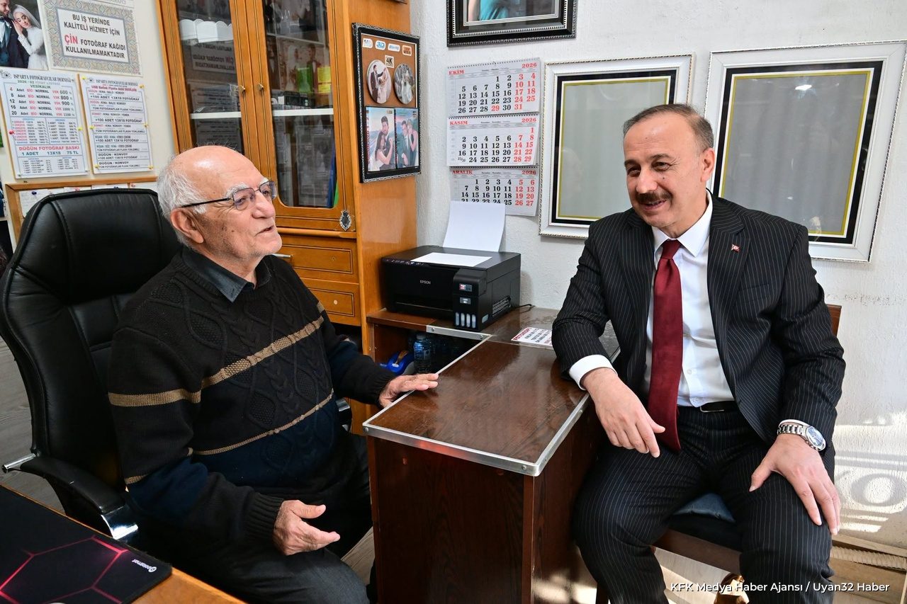 Vali Erin Gelendost’ta Öğrenci, Esnaf ve Vatandaşlarla Buluştu - Detay 6