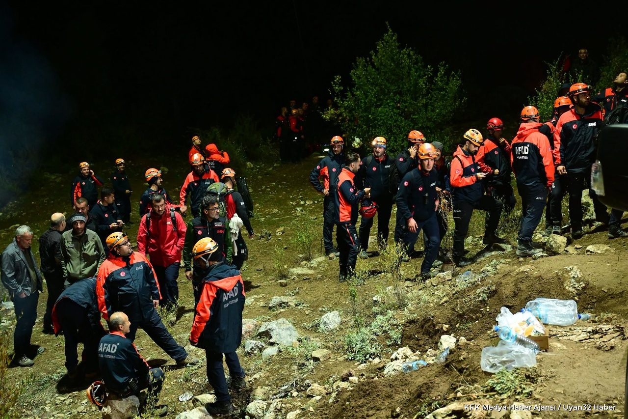 Vali Erin Kurtarılan Vatandaşları Hastanede Ziyaret Etti - Detay 7