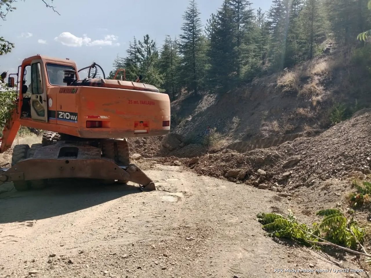Yalvaç Bağkonak Su Gözü Yolu'nda Altyapı Çalışması Yapıldı - Detay 3