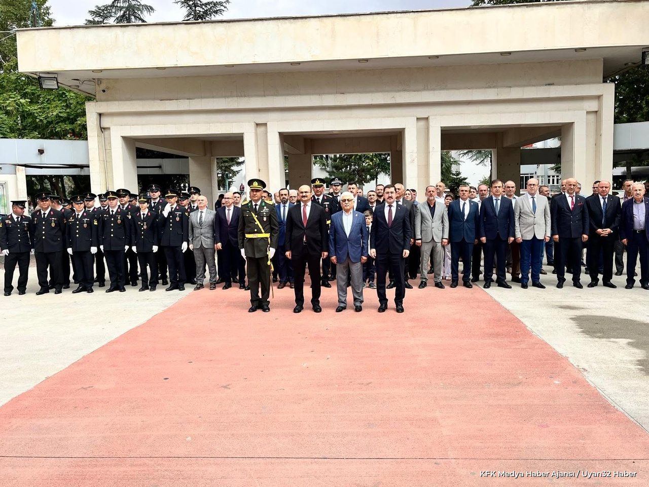 Yalvaç'ta Zafer Bayramı Töreni