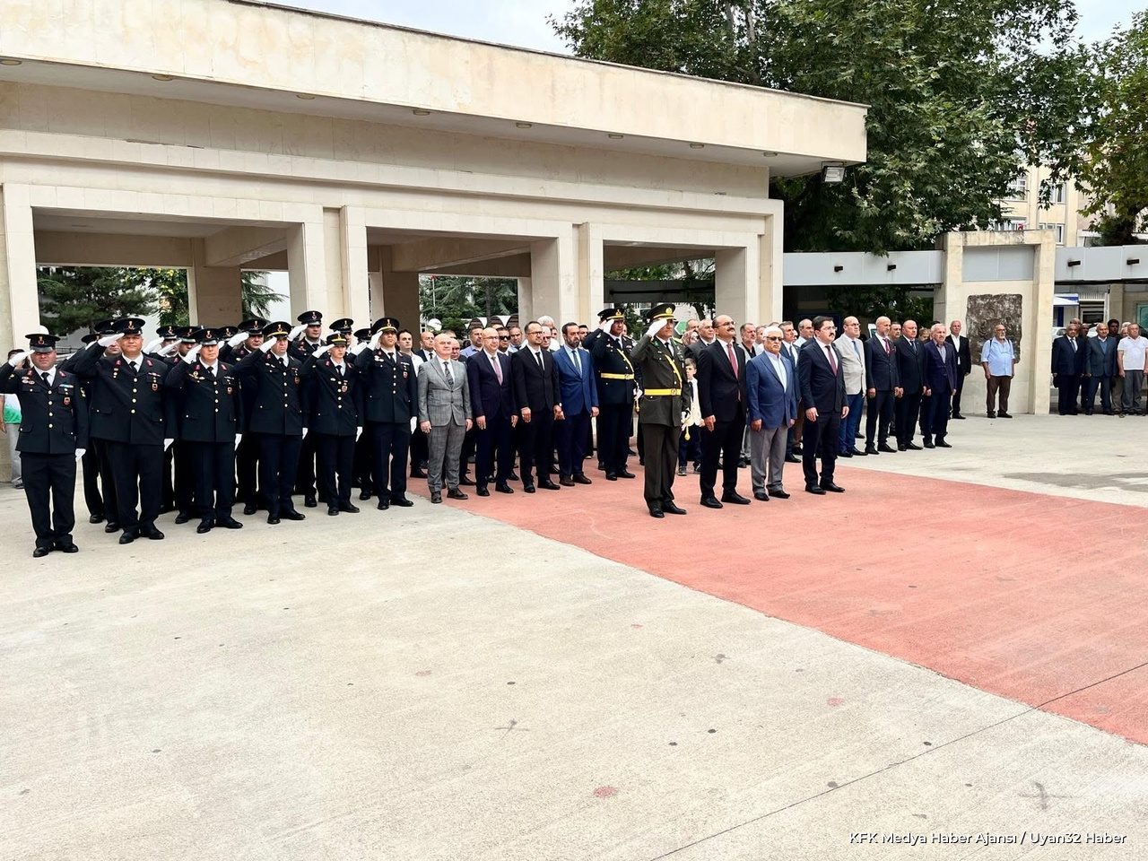 Yalvaç'ta Zafer Bayramı Töreni - Detay 3