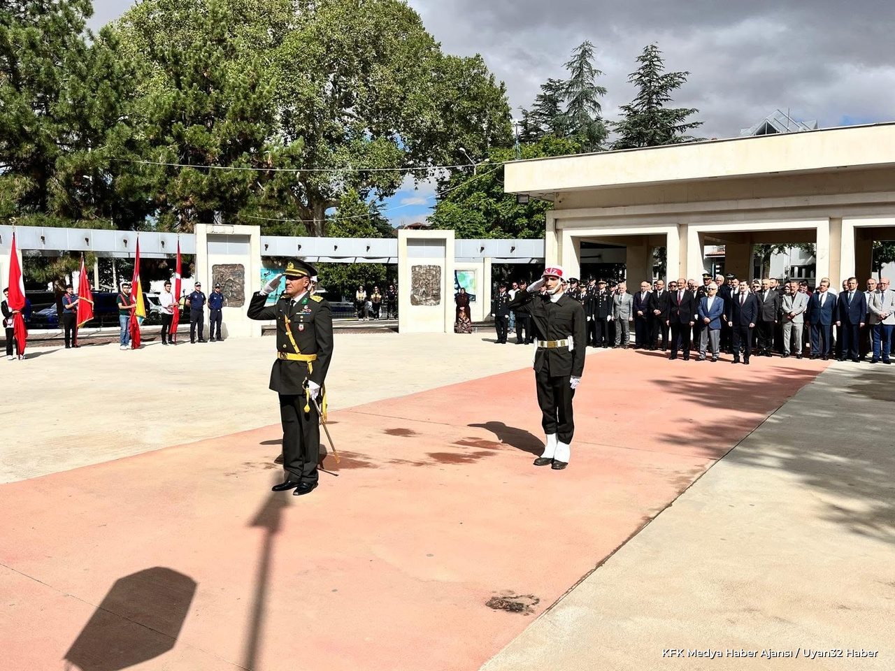 Yalvaç'ta Zafer Bayramı Töreni - Detay 4