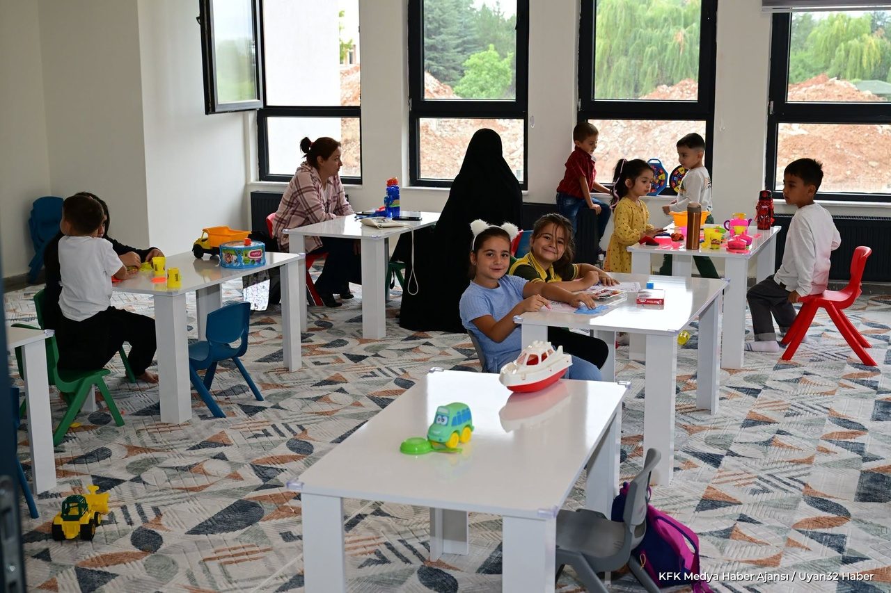 Yalvaç'ta Gülümser-Hayri Arıkan İlkokulu Törenle Açıldı - Detay 7