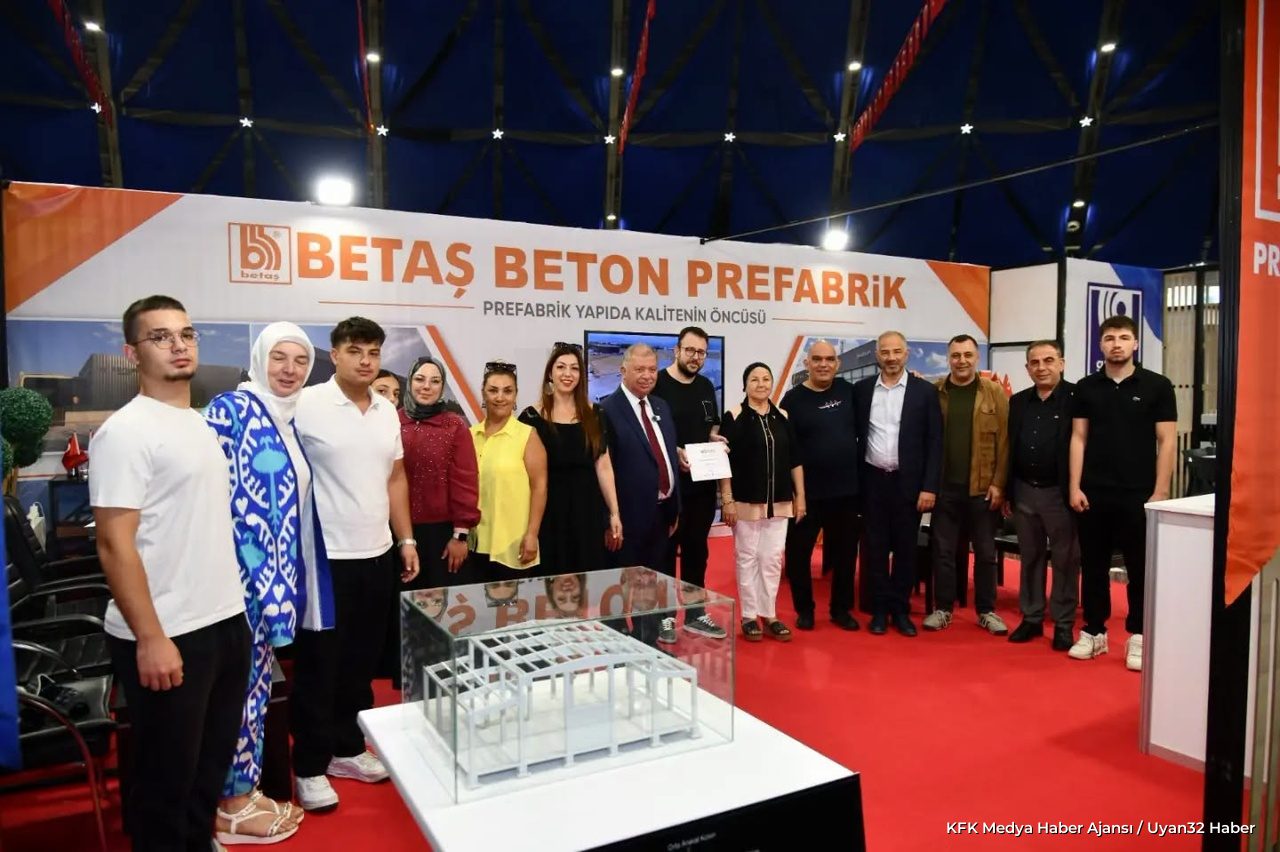 YAPISPARTA Fuarı Sona Erdi: Katılımcılara Belgeleri Takdim Edildi