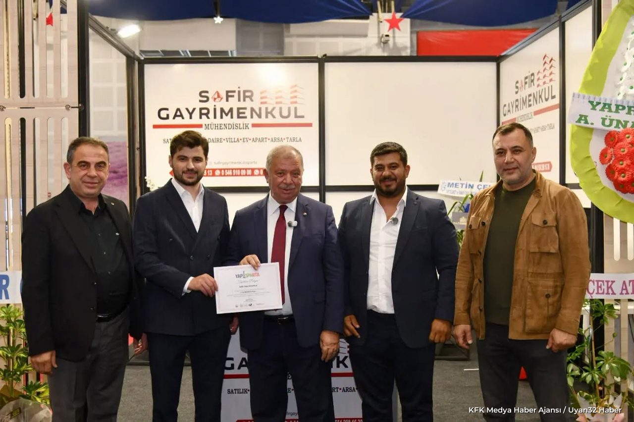 YAPISPARTA Fuarı Sona Erdi: Katılımcılara Belgeleri Takdim Edildi - Detay 6