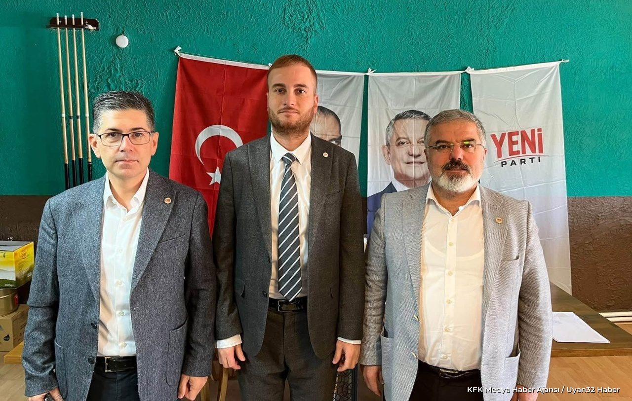 YENİ Parti'de Kongre Heyecanı: İki İlçede Yeni Başkanlar Belli Oldu