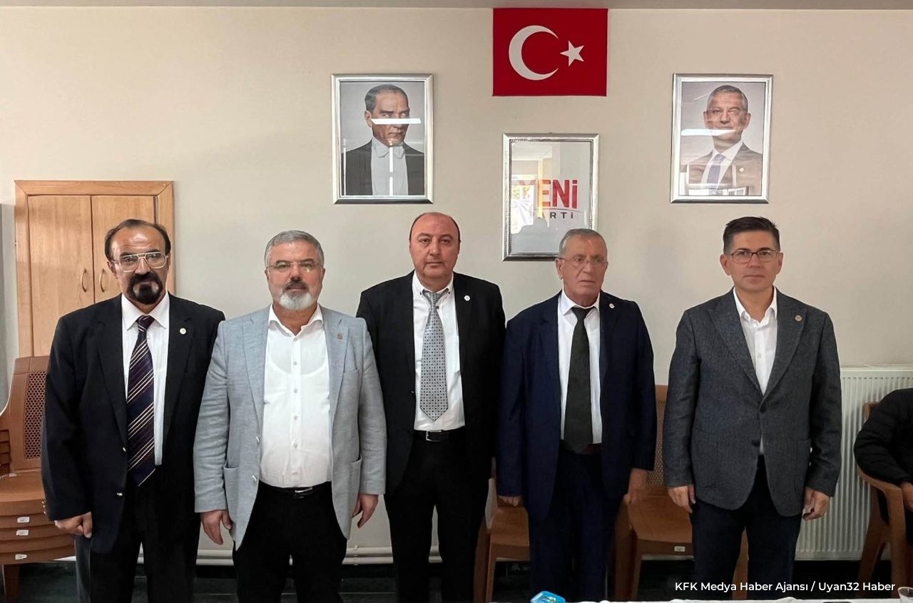 YENİ Parti'de Kongre Heyecanı: İki İlçede Yeni Başkanlar Belli Oldu - Detay 4