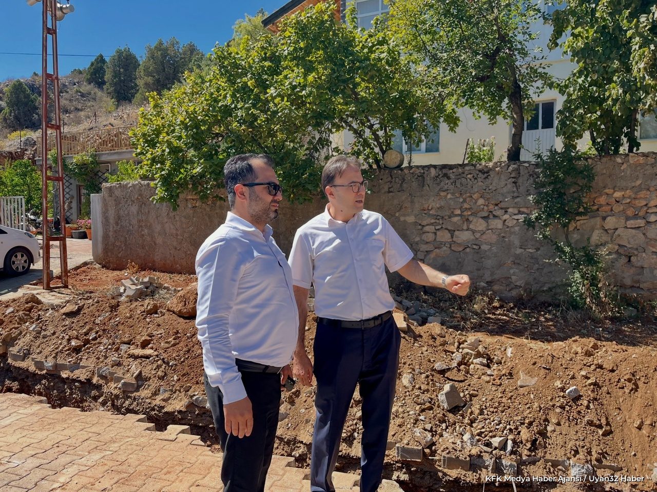 Yenişarbademli'de Doğalgaz Çalışmaları Başladı: İlk Kazma Vuruldu - Detay 6