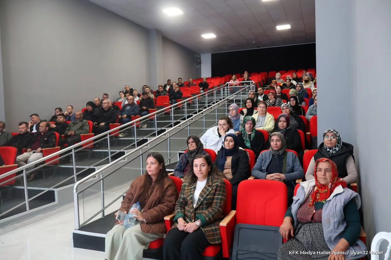 Yenişarbademli'de Güvenlik Semineri Düzenlendi